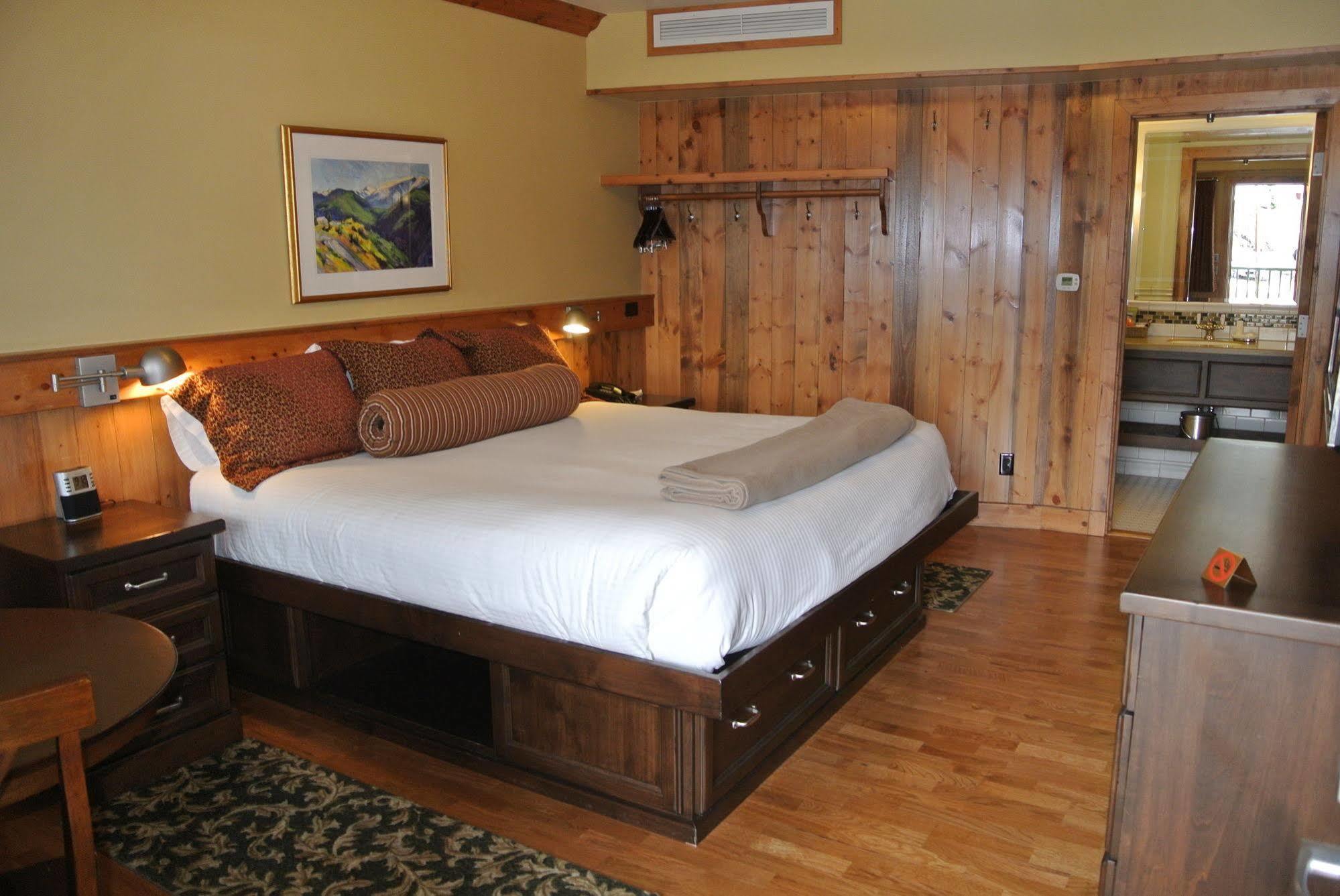 The Green Bridge Inn Red Cliff Extérieur photo